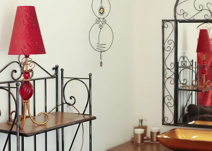 D'hotes La Marlotte Bed & Breakfast 4*