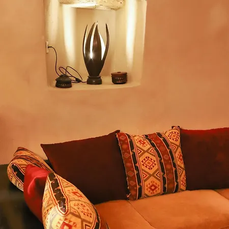 D'hotes La Marlotte Bed & Breakfast 4*