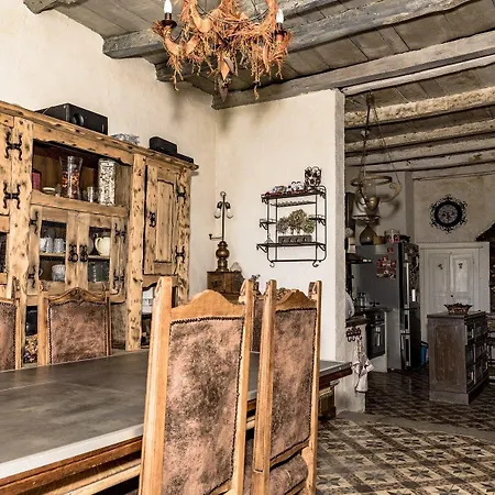 Oda ve Kahvaltı D'hotes La Marlotte Castello-di-Rostino