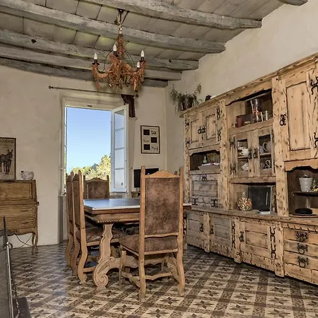 D'hôtes La Marlotte Castello-di-Rostino