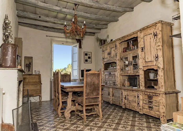 D'hôtes La Marlotte 4*