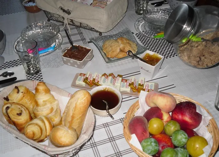 Couette-café D'hôtes La Marlotte 4*